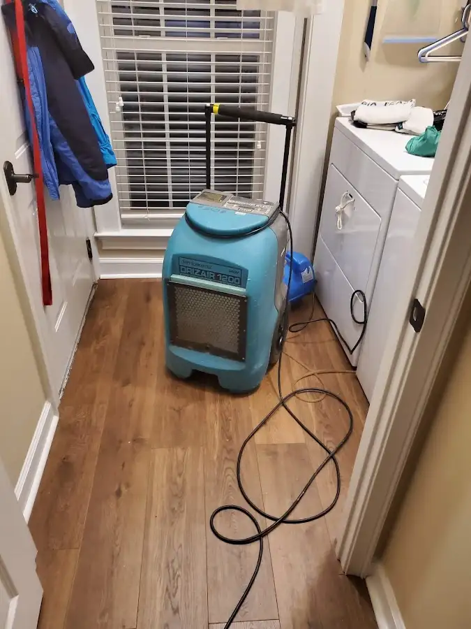 Commercial dehumidifier deployed for Crawl Space Restoration in Treasure Island